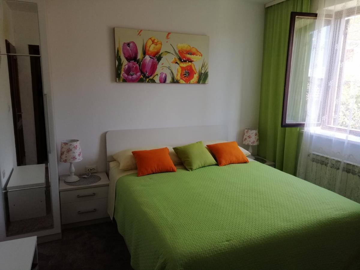 Rooms Cvetka ดูบรอฟนิก ภายนอก รูปภาพ